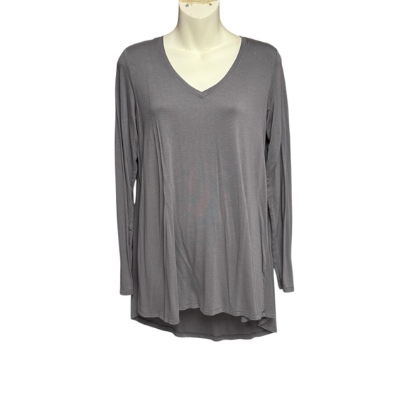 Hue brand size small Gray V-Neck Women's Top tunic length - Picture 1 of 5